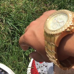 Meet your Posher, Nelson